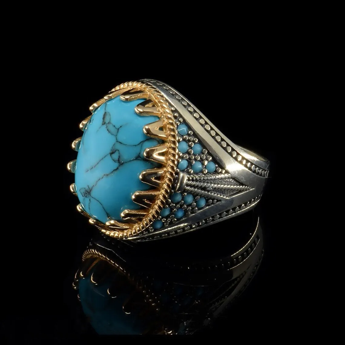 European and American Punk New Retro Men\'s Electroplating Two-color Inlaid Turquoise Ring Punk Style Personality Banquet Ring