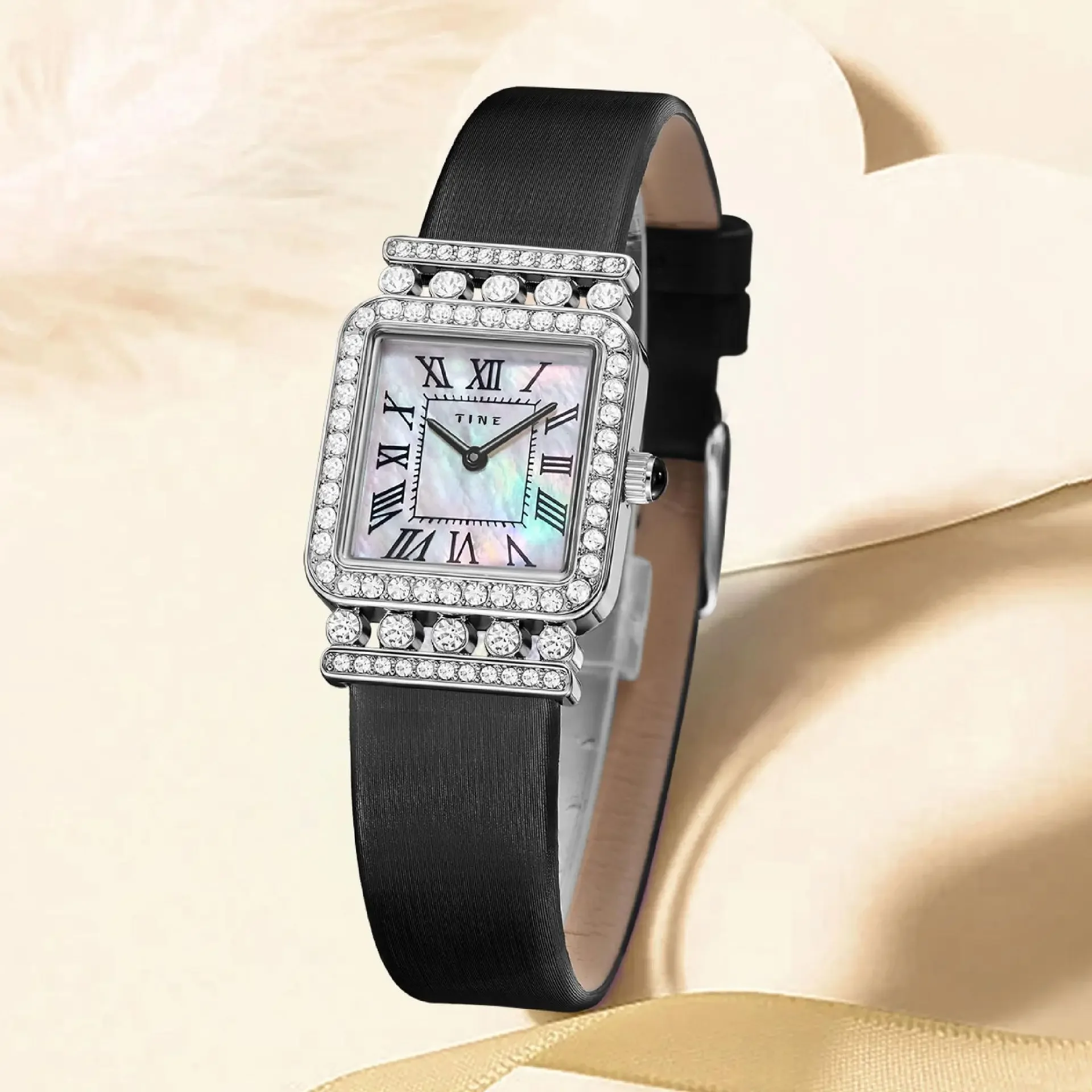 tine Women High Quality Quartz Watch Square Dial Small Orologio with Black White Luxury Diamond Clock Ladies Vintage Wristwatch