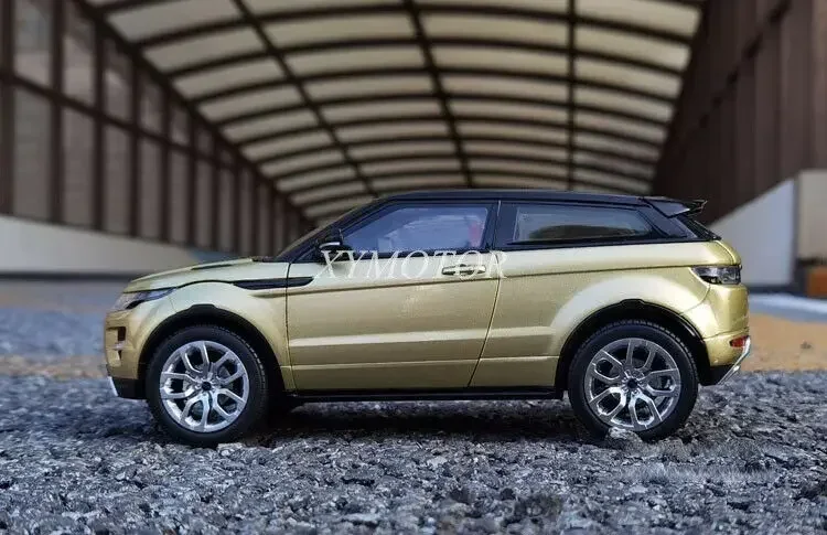 GTAutos 1/18 For Range Rover Evoque SUV Metal Diecast Model Car Gifts Toys Hobby White/Green Gifts Ornaments Collection