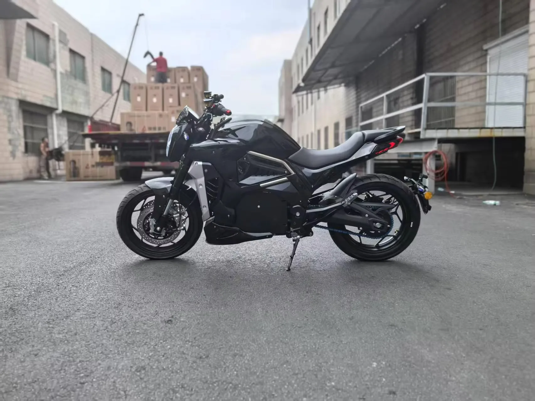 Zuimi High-end DMG Model Electric Motorcycle 3000W Central Motor 72V100ah Lithium Battery Speed 110km/h Mileage 200km Factory Cu