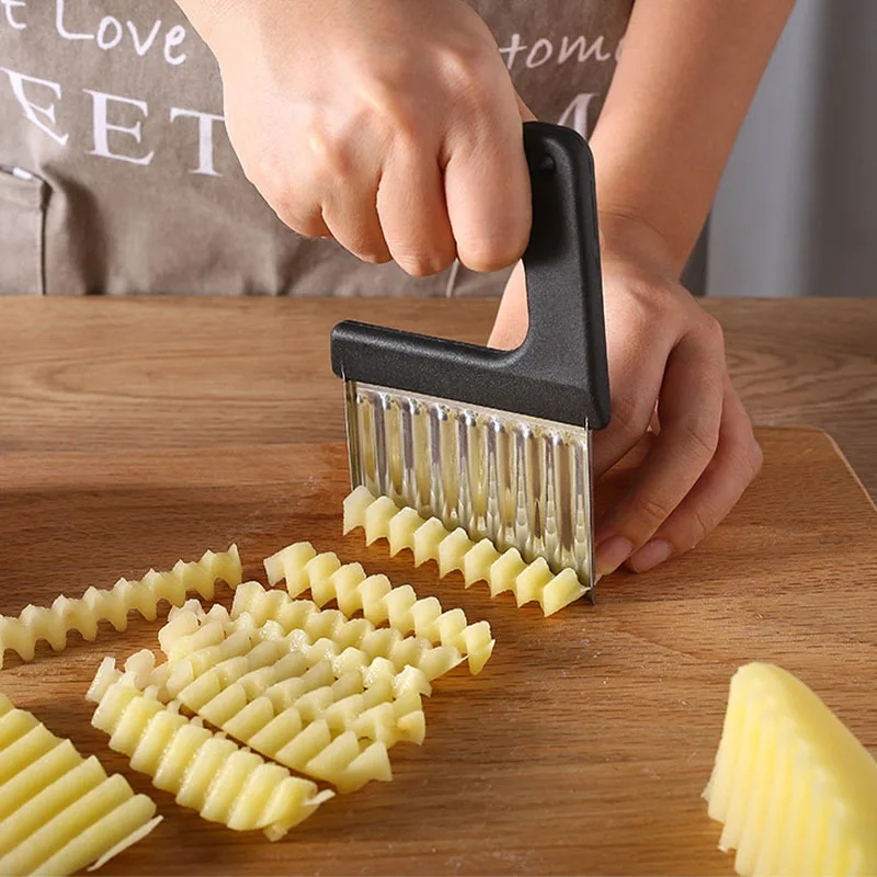 Stainless Steel Potato Chip Slicer Crinkle Cutter Knife with Ergonomic Handle for Dough Vegetable Fruit French Fry Maker Tools