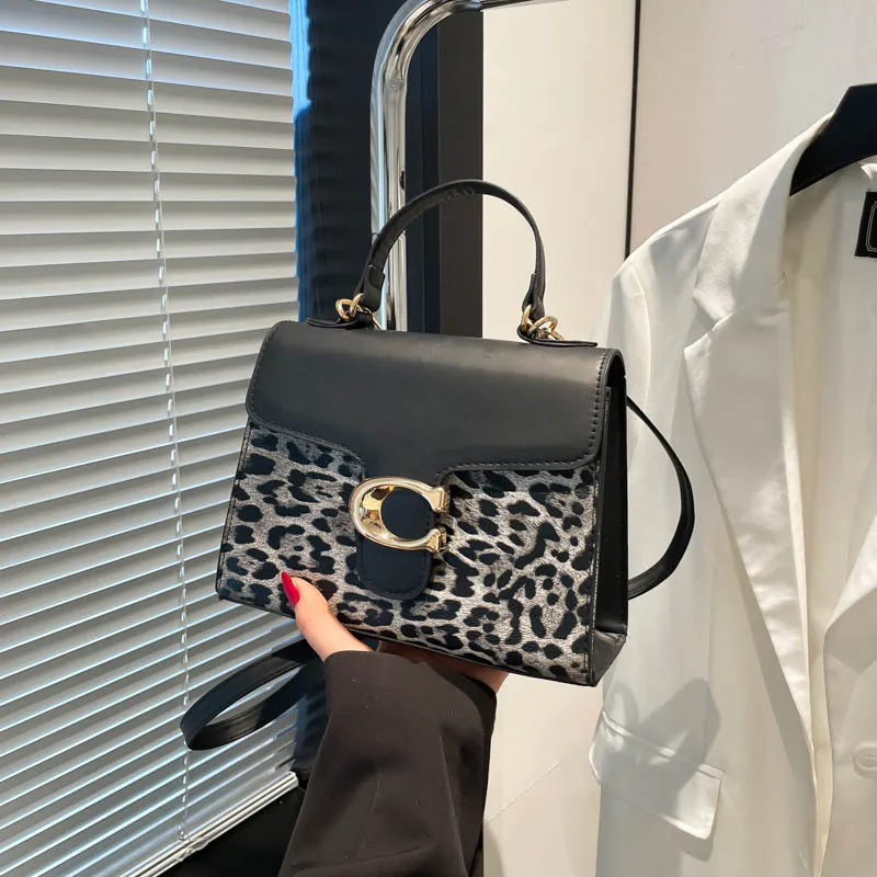 

‌2025 New Women's Premium Shoulder Bag - Korean Style Contrast Trim Underarm Satchel, Large Capacity Messenger Crossbody Purse‌