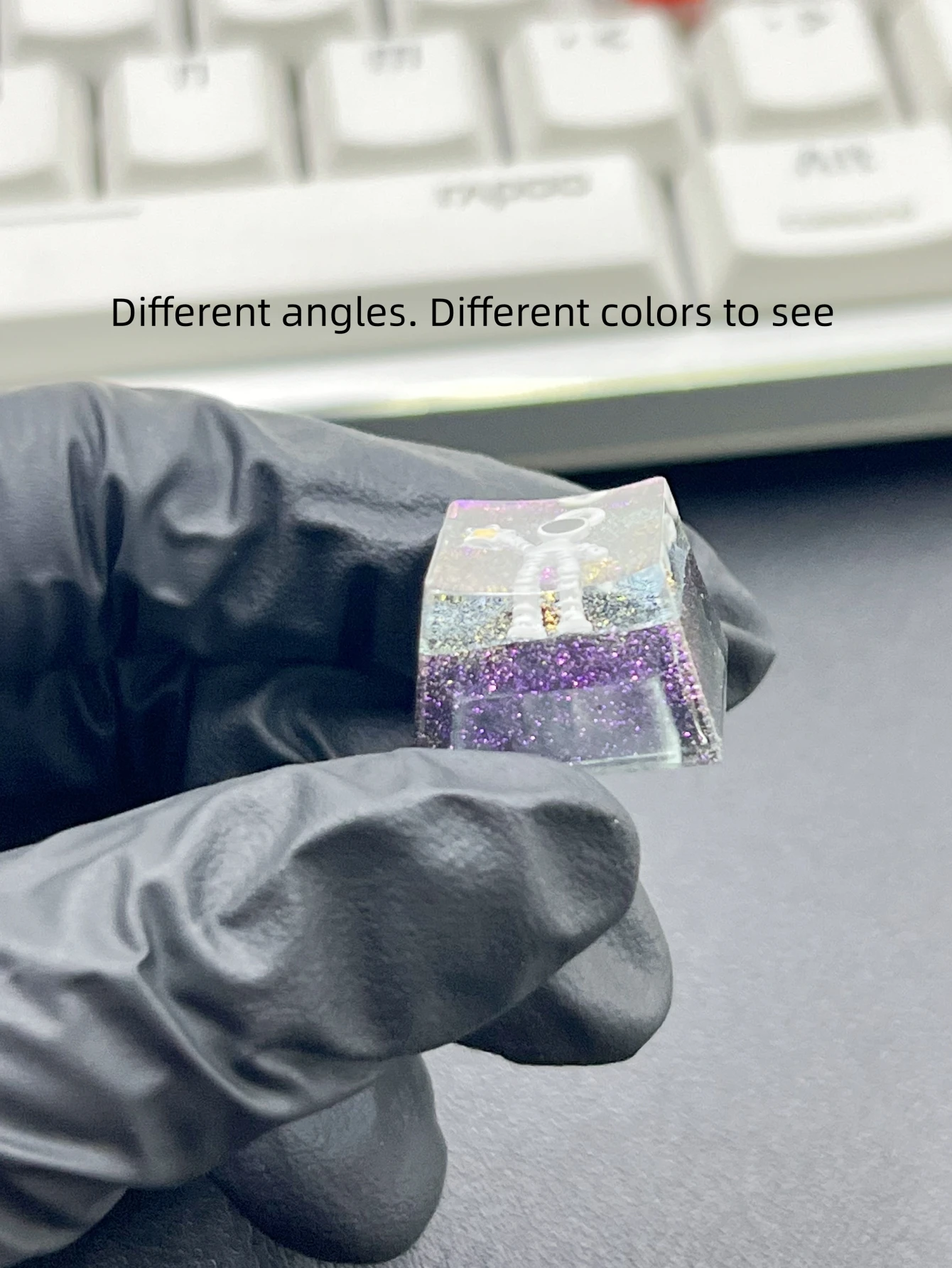 1Pcs 귀여운 고품질 뜨거운 판매 다채로운 반투명 스타 우주 비행사 키 캡 크로스 샤프트 기계 키보드 키 캡 액세서리