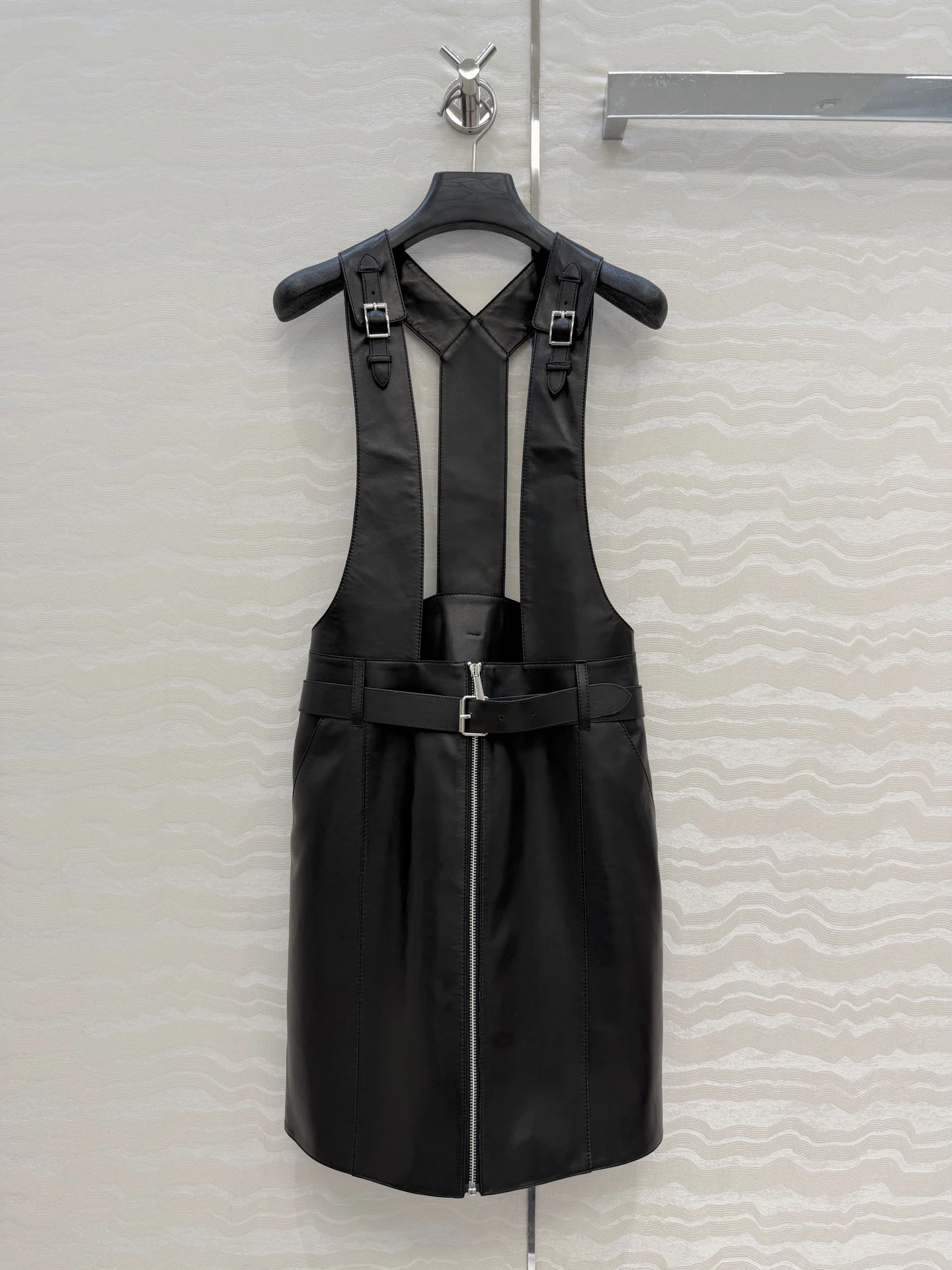 

2026 Spring/Summer New Women's Strap Skirt Genuine Leather Half Skirt 100% Sheepskin Material High Quality Fashionable Versatile