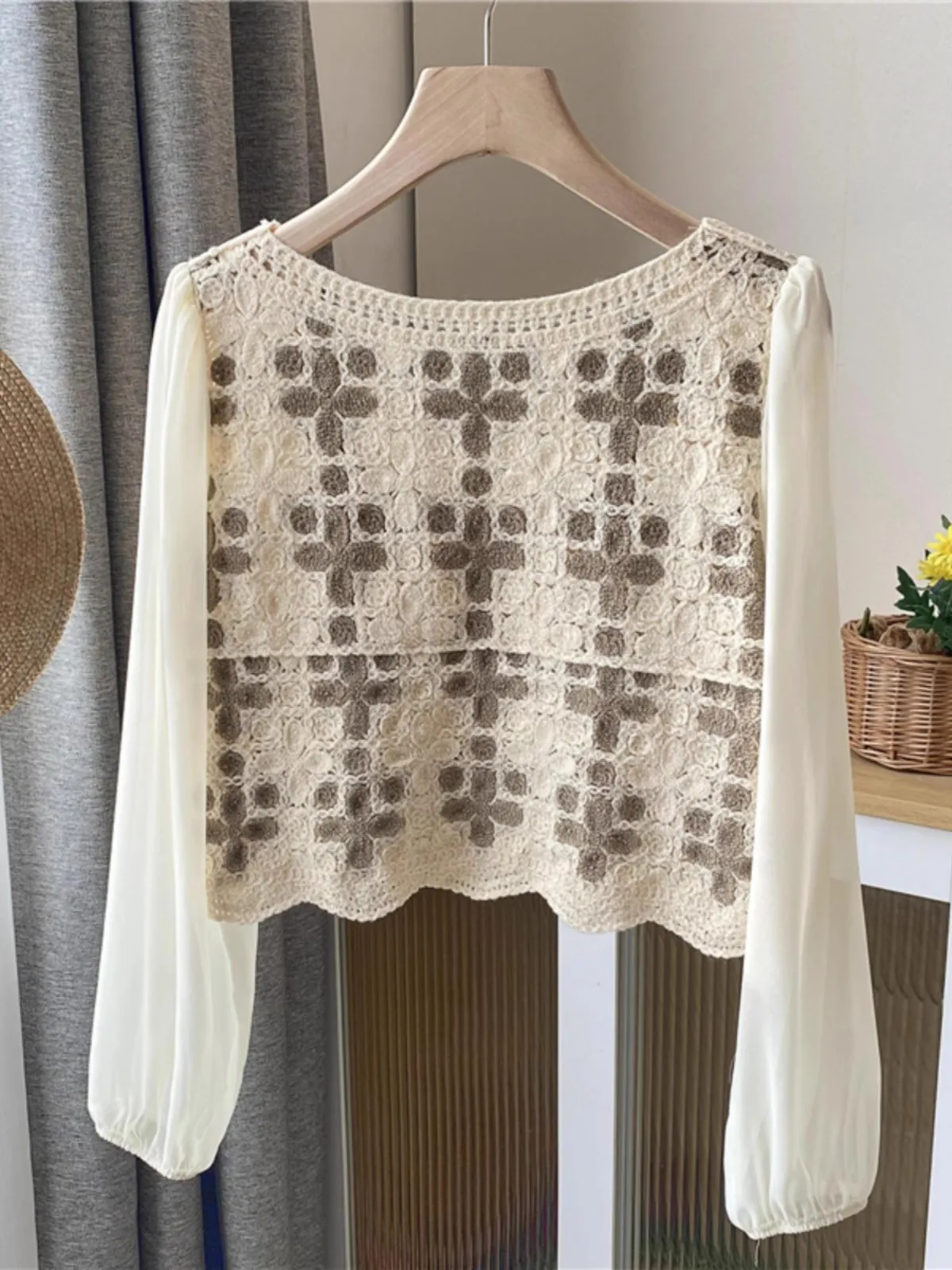 여성 블라우스 크로 셰 뜨개질 니트 퍼프 슬리브 버튼 프론트 오픈 워크 자르기 탑 여름 십대 소녀 보헤미안 비치 페스티벌 복장