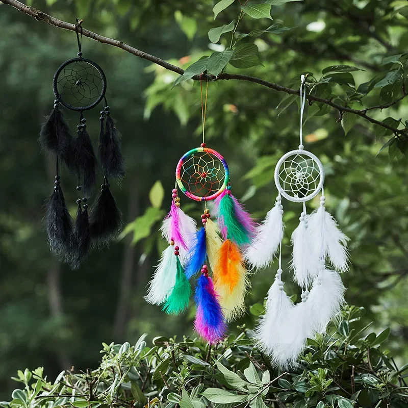 

1Pcs Bead Dream Catcher Handmade Dream Catcher Net with Feathers Hanging Decoration Decor Craft Wind Chimes Home Hanging Gifts