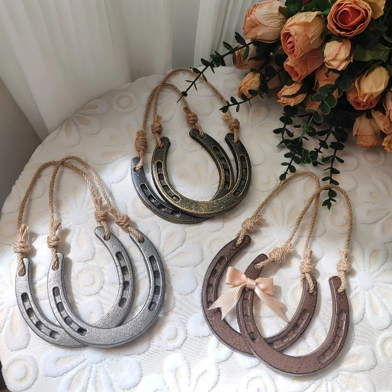 2pcs Lucky Horseshoe with Rope Ornaments Set Meaning Good Luck and Fertility Christmas Tree&Window Hanging Ornament Wedding Gift