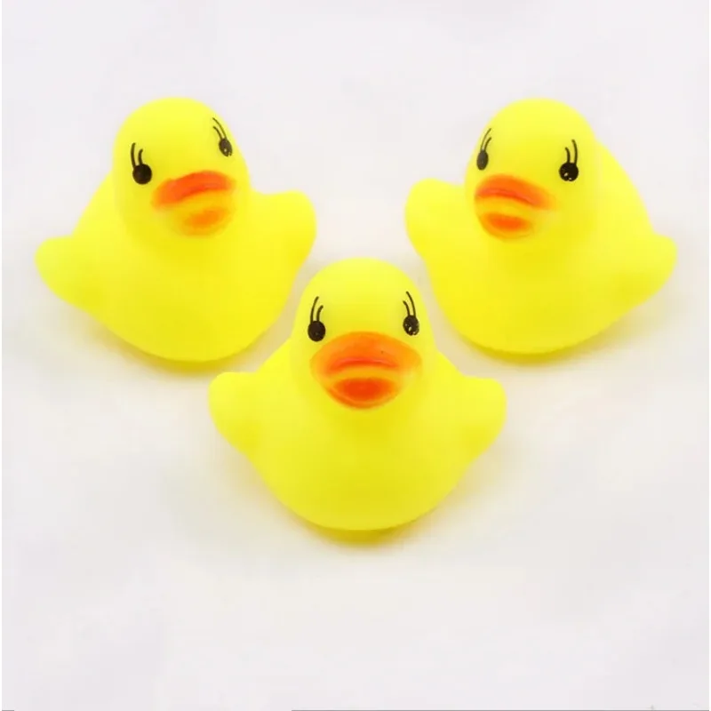 Children\'s Rubber Duck Squeeze-sounding Dabbling Toys Baby Bathtub Pools Water Game Play Floating Inflatable Bath Toys for Kids