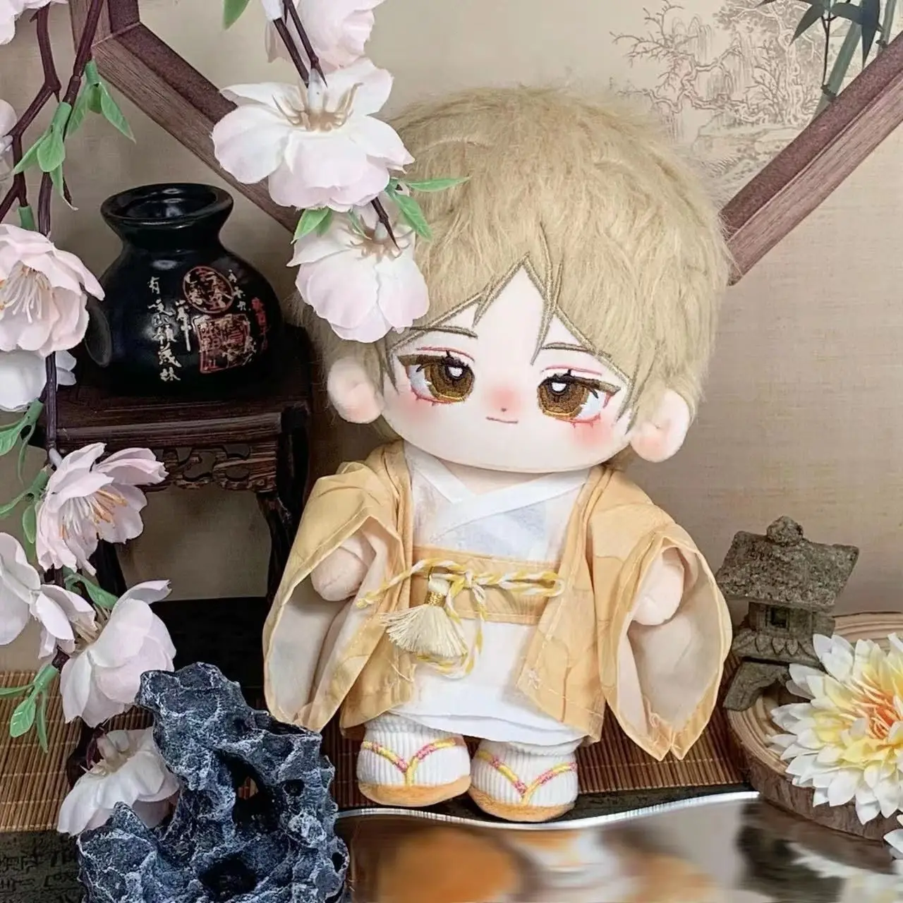 

20cm Stuffed Takashi Natsume Yuujinchou Cotton Doll Toys for Fans Natsume's Book of Friends Gentle Boy Plush Puppet Dress-up Toy