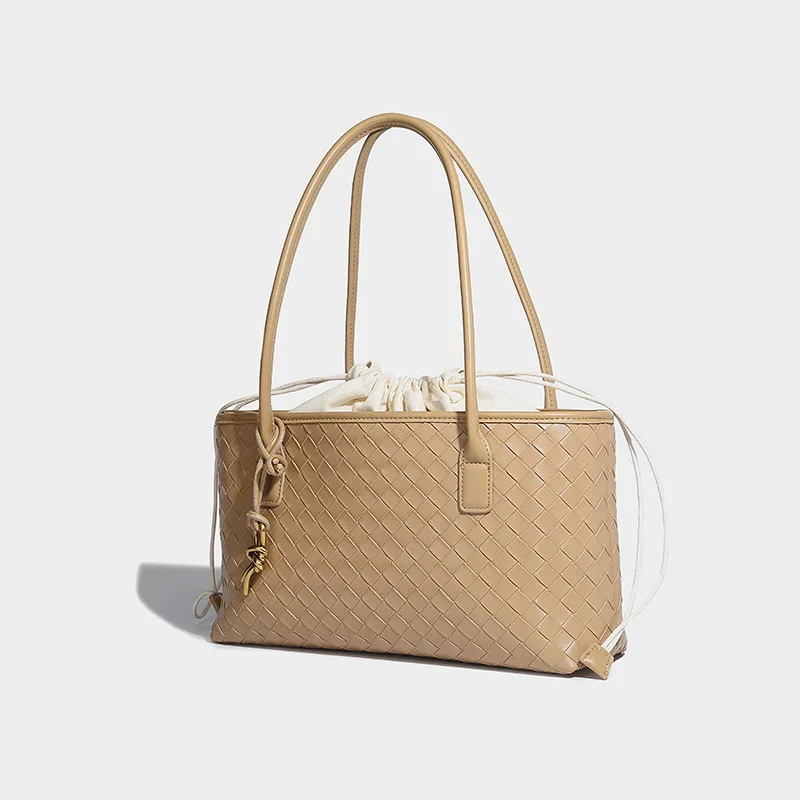 Handgeweven Handtas Met Grote Capaciteit 2024 Nieuwe Mode Veelzijdige Groentemand Schoudertas Luxe Designer Handtas Damestas