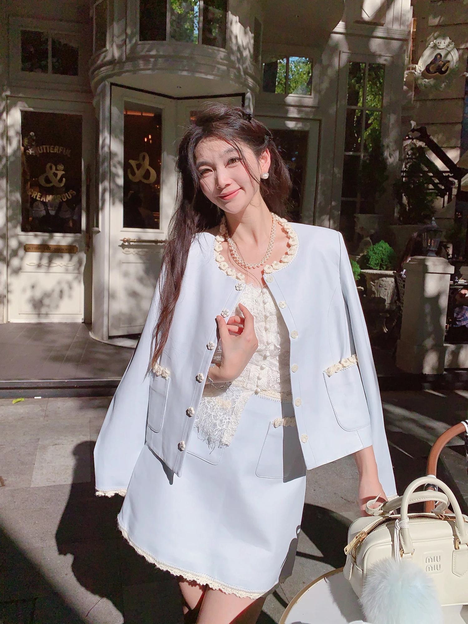 

Комплект из двух предметов MissLuxury: кожаная куртка из овчины и синее кожаное пальто для женщин, лимитированная серия, для повседневной носки