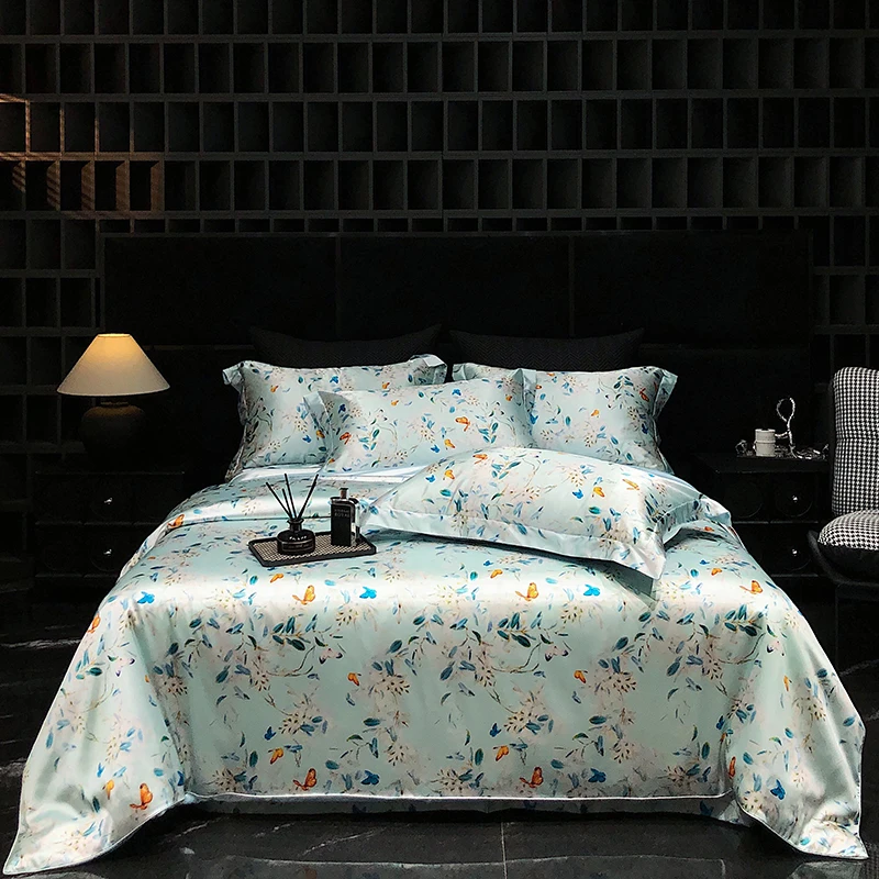 Luxury Palace Style Silk Bedding Set HighEnd Soft Silky Satin Quilt Cover Set Printed Queen King Duvet Cover Gift for Your Lover