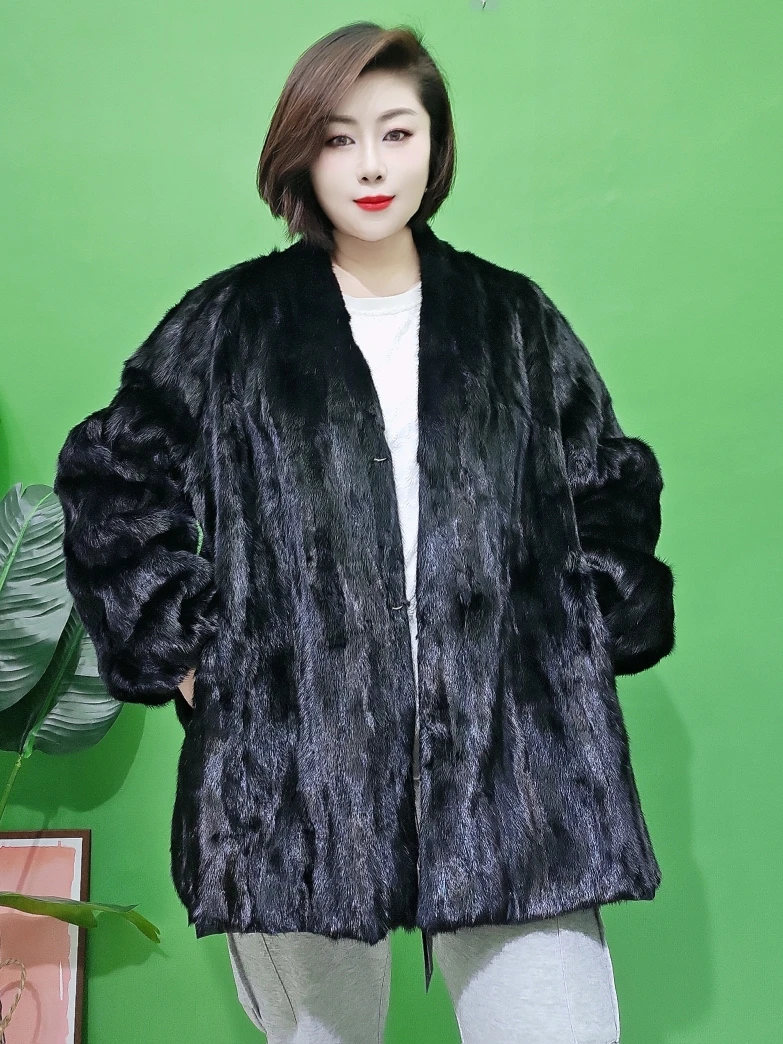 Neuer Xiaoxiang Feng Shui Nerzfell mittellanger Stil junger und modischer warmer Pelzmantel für Frauen