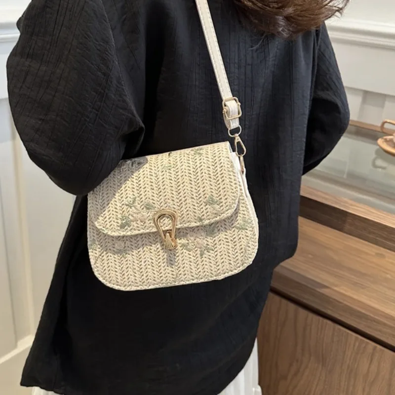 

Cute PU Weave Crossbody Bag Soft White Hasp Straw Bag Handmade Embroidery Flower Pattern Handbag Women