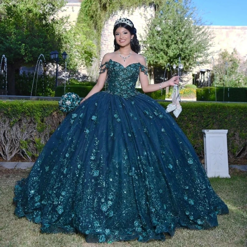 Vestido De baile De quinceañera con lentejuelas De cristal brillante verde, apliques De hombros descubiertos, corsé De encaje con cuentas