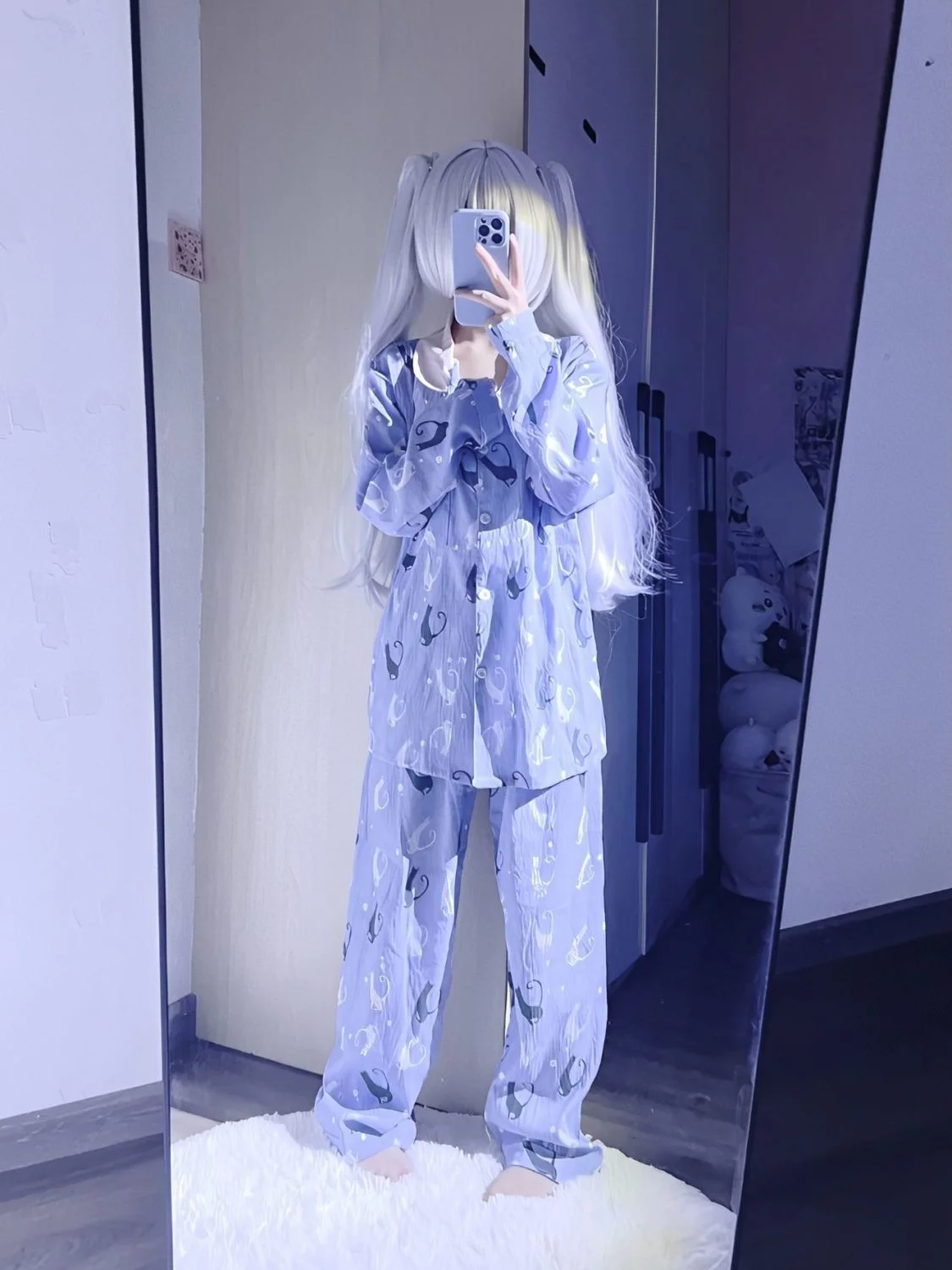 ชุดนอนพิมพ์ลายแมวสีฟ้าอ่อนสำหรับผู้หญิง - เสื้อแขนยาวติดกระดุมและกางเกงทรงหลวม ชุดนอนนุ่มสบายสไตล์คาวาอิ