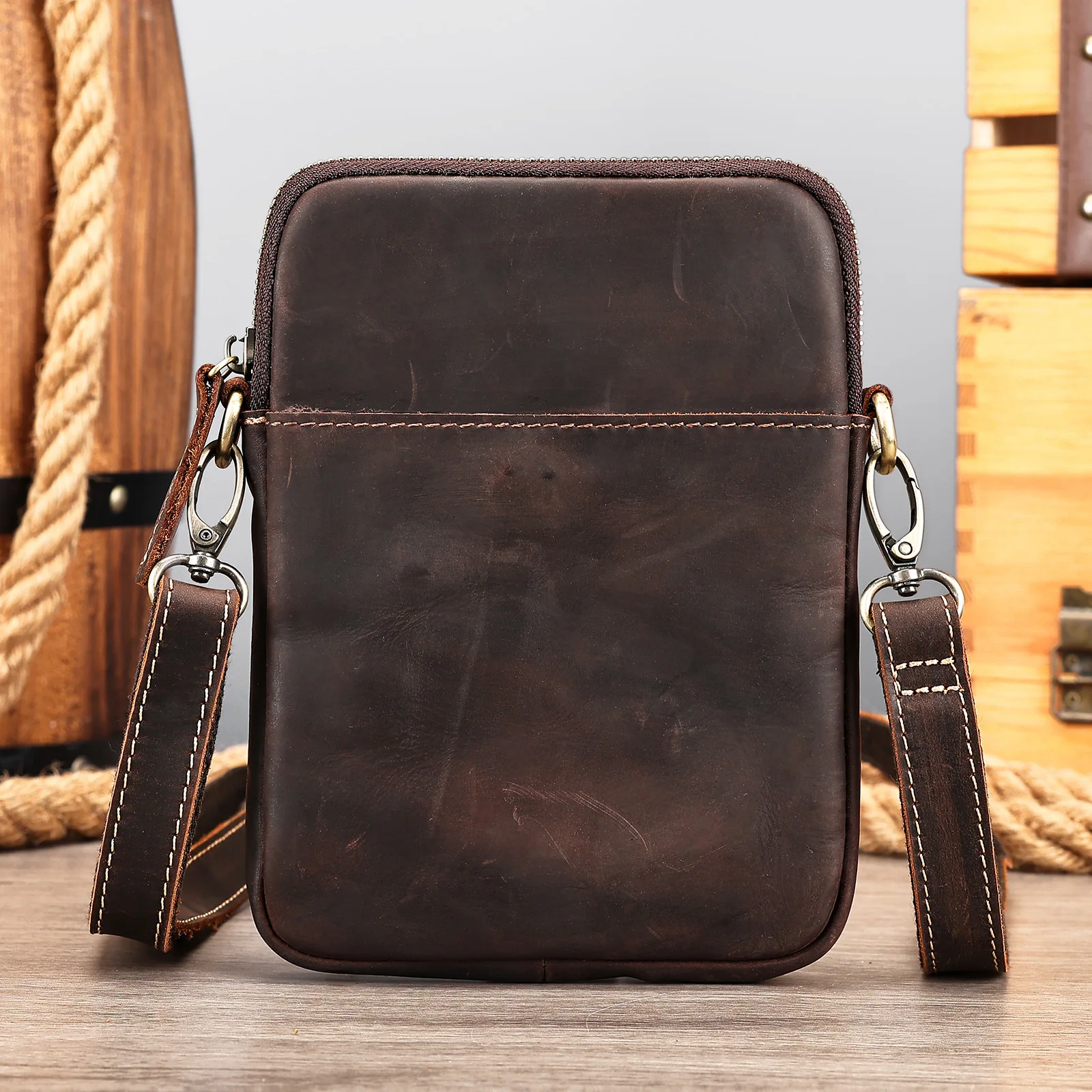 

Men's leather shoulder bag, multifunctional and high-capacity cowhide crossbody bag, handbag