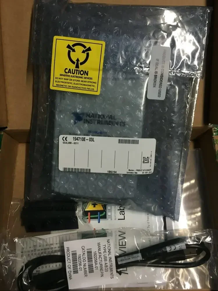 Original NI USB-6211 Data Acquisition Card 779676-01 M Series Multifunction DAQ In Stock