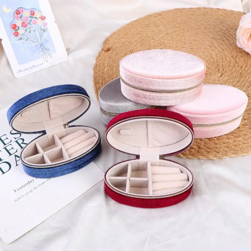 Retro Oval Velvet Mini Portable Jewelry Box For Rings Earrings Bracelets Necklaces Zipper Jewelry Box