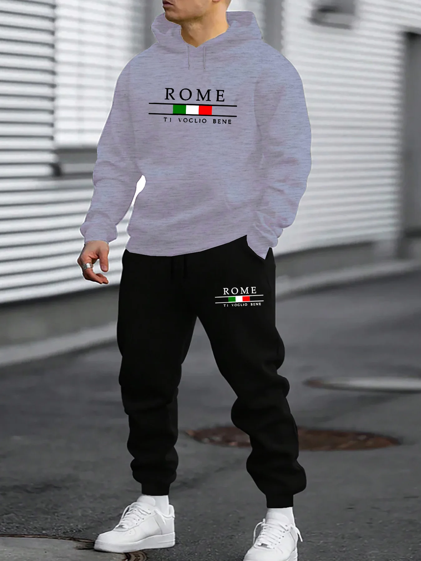 Conjunto de sudadera deportiva de terciopelo grueso y suelto con estampado de romo cálido a la moda informal de otoño/invierno para hombre + pantalones de chándal