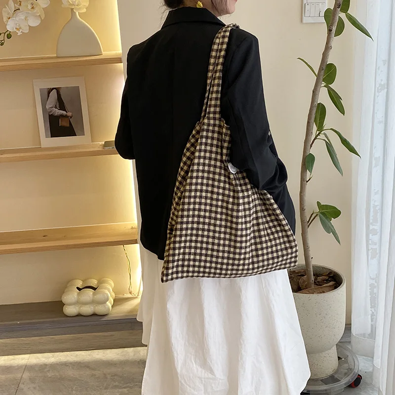 

Student Girl Chic Checkered Shoulder Bag Simplicity Fashion Plaid Women Tote Bag Large Capacity Portable Travel Storage Bag