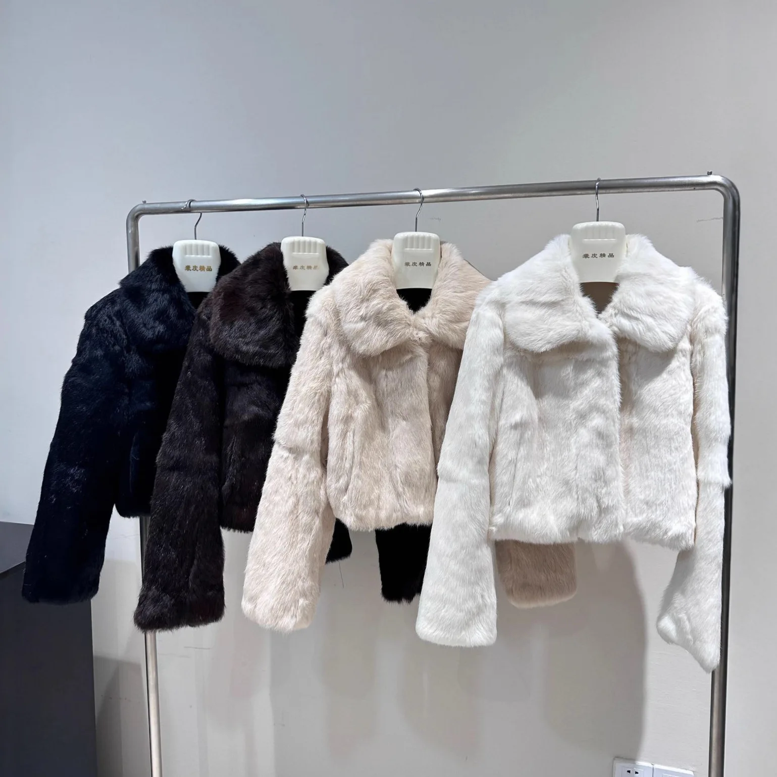 New Dream Lover Rabbit Hair Slimming Real Fur One Piece Short Coat