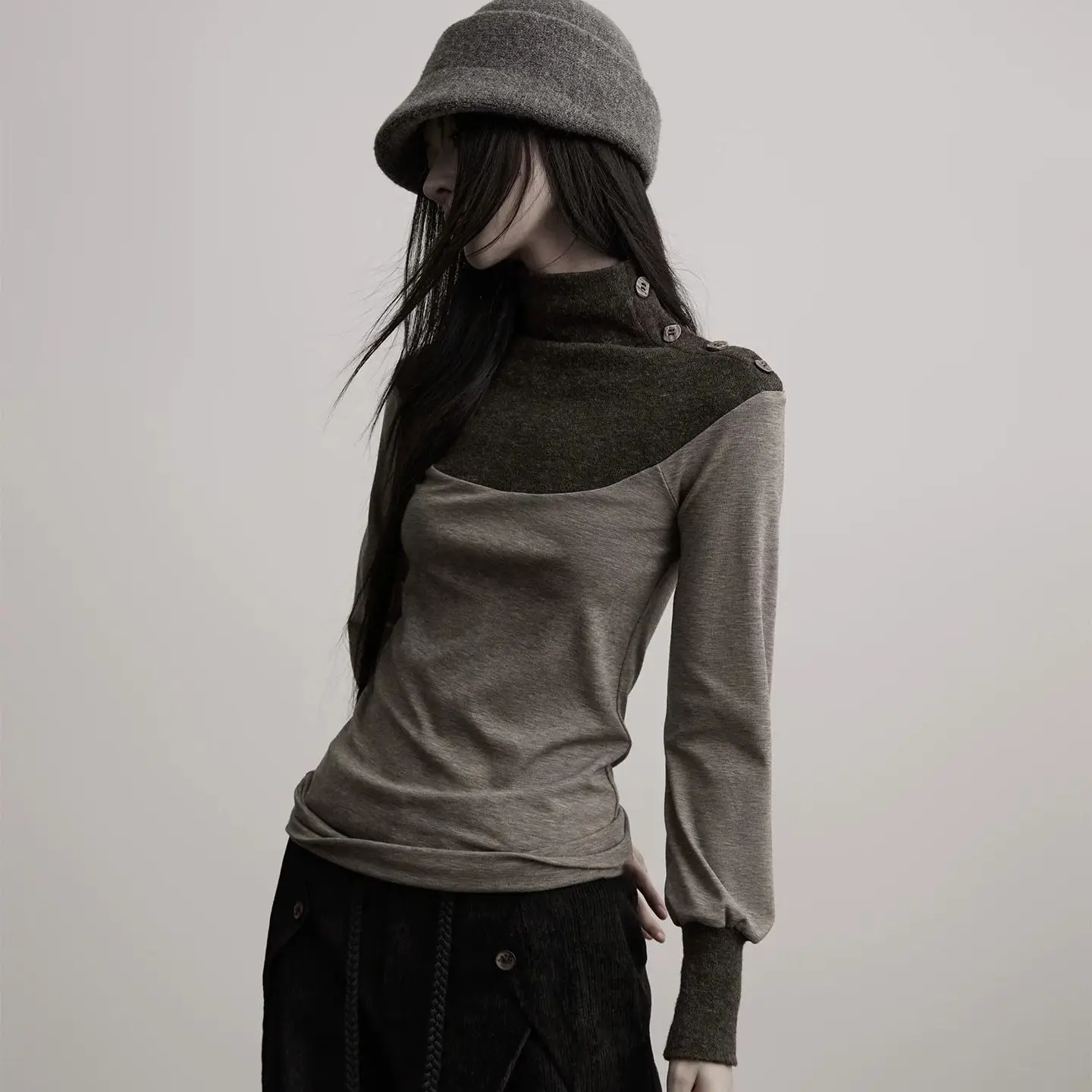 

retro autumn and winter new models change diagonal placket neckline long sleeves lazy style inside bottom T-shirt top tide