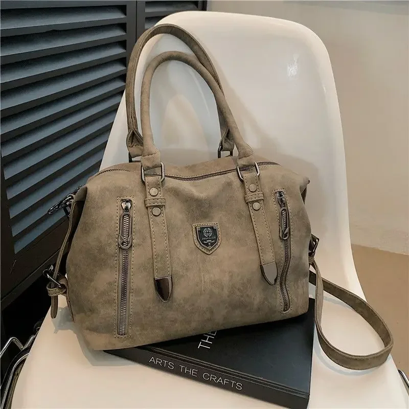 2025 New Large Capacity Women Stylish Shoulder Oblique Span High Appearance Level Portable Commuter Tote Bag Texture Zipper Bags