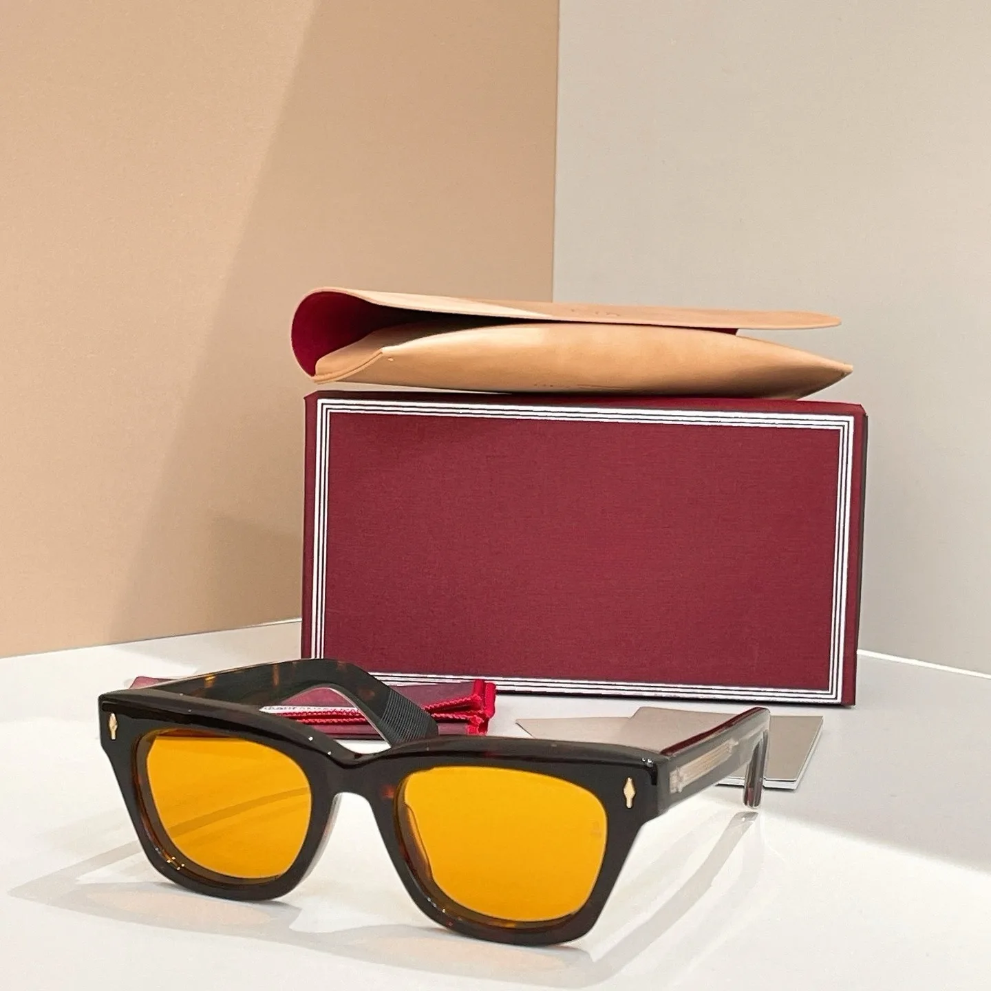 

Dealan handmade acetate glasses, suitable for stylish men and women, UV400 lenses, refined unisex aesthetic With Case