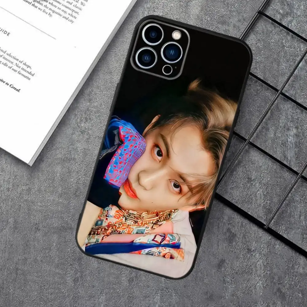 حافظة هاتف Kpop Mark Lee N-Nct لهاتف iPhone 17,16,15,14,13,12,11,XS,XR,X,8,7,Pro,Max,Plus,Mini,Air,e غطاء أسود من السيليكون #3