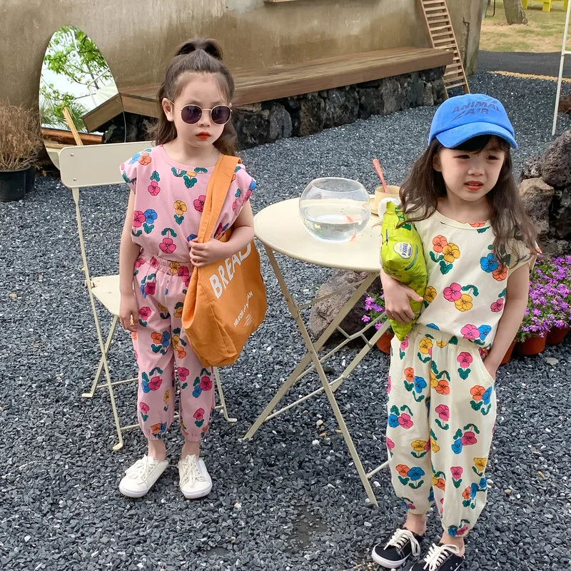 Girls Sets Kids Clothes 2024 Summer New Korean Short Sleeve Top Ankle Length Pants 2 Piece Set Loose Casual Flower Sisters Suit