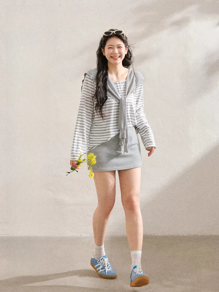 

Zhang Da plus Size Women's Casual Striped High Waist Long Sleeve Set with Shawl Korean Style Slimming Grey White Color Block