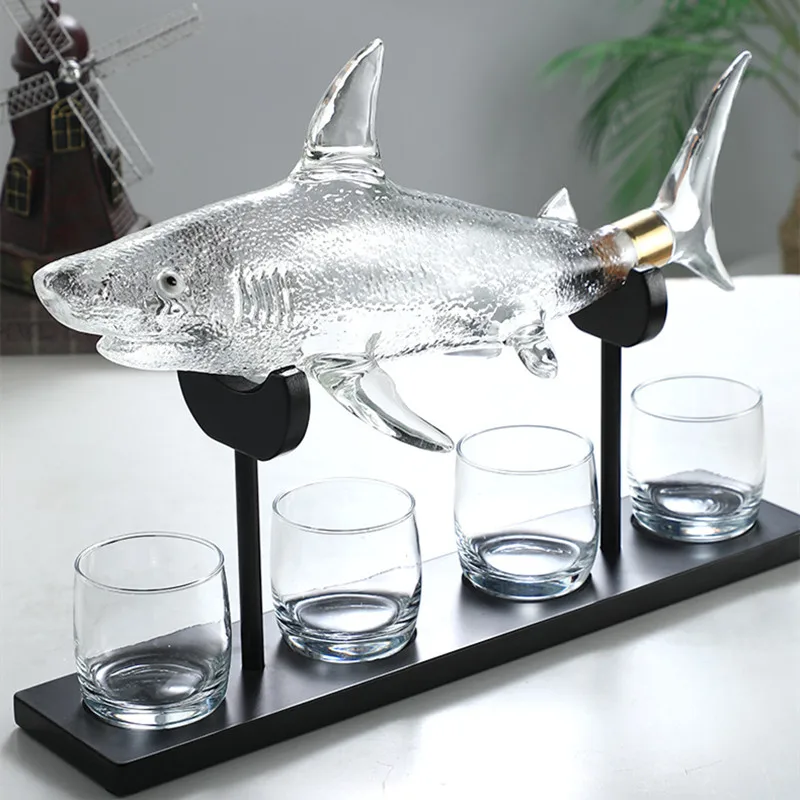 New Shark Shape High-End Glass Whisky Decanter With Holder Wine Whiskey Set for Champagne Elegant Wine Dispenser