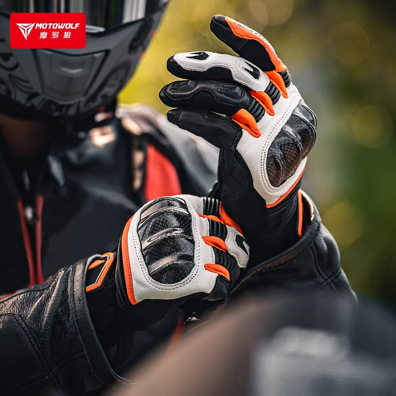 MOTOWOLF Motorcycle Gloves Leather Four Season Off-road Rider Equipped Motorcycle Full Finger Gloves Breathable Carbon Fiber