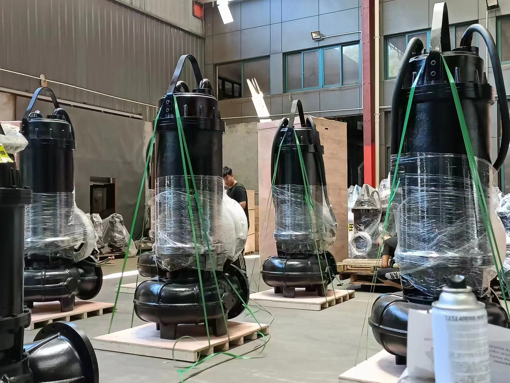 Factory Direct Supply 220V 380V 10HP Marine Submersible Single Stage Sewage Pump with Full Copper Motor