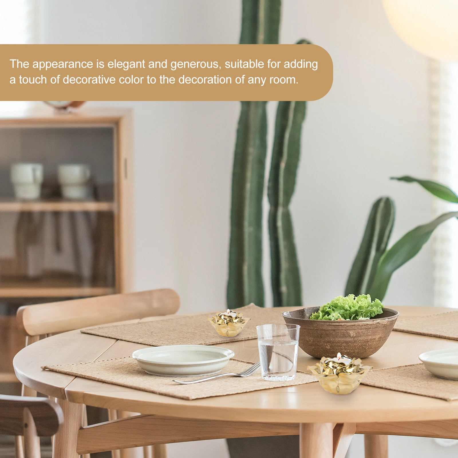 

2Pcs Nordic Electroplated Flower Candlestick Elegant Household Candleholder for Dining Room Romantic Candlelight Dinner Decor