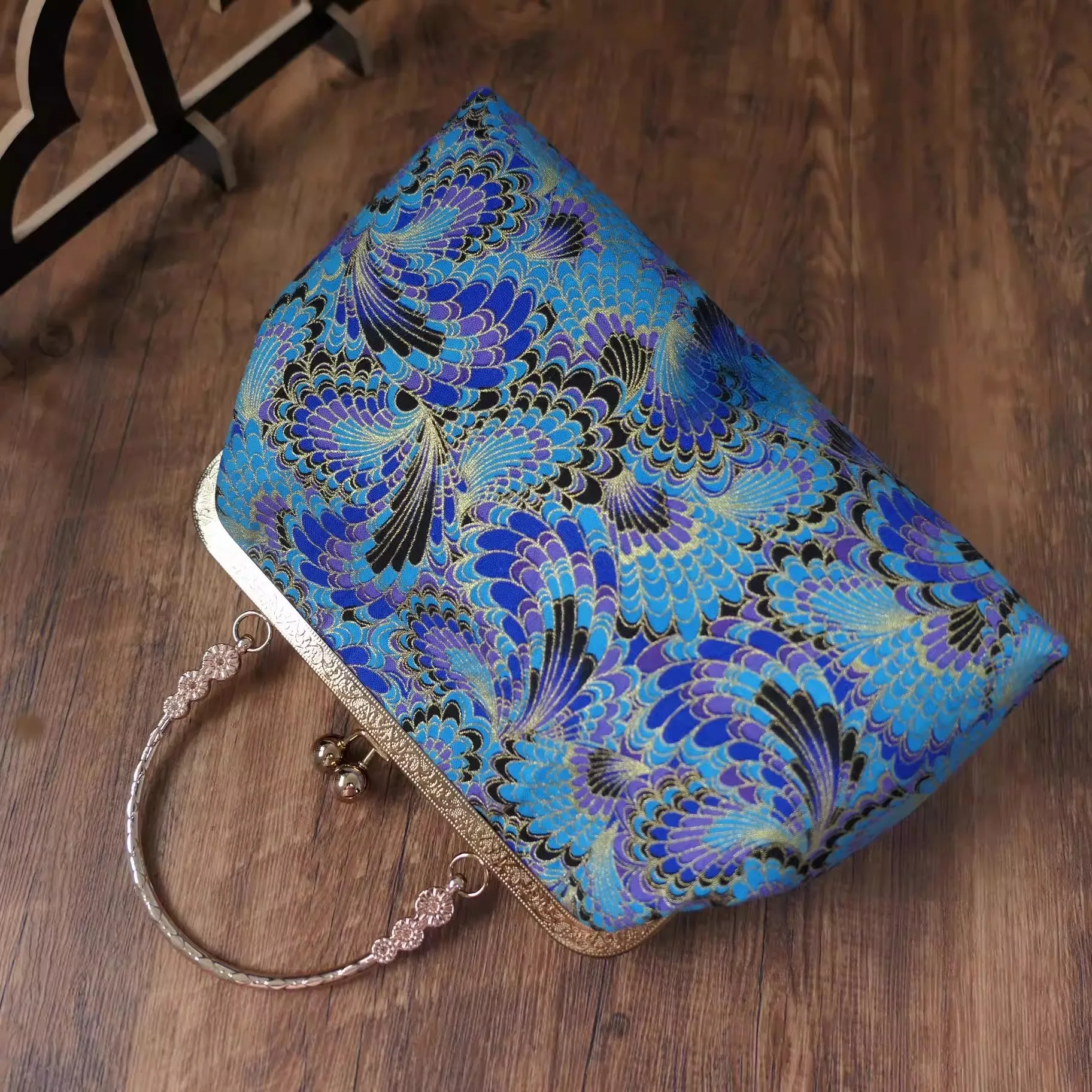 

Vintage Top Handle Bag Handmade Bags Shell Lock Hand Bags Women Shoulder Crossbody Bag Chain Fringe Women's Handbags