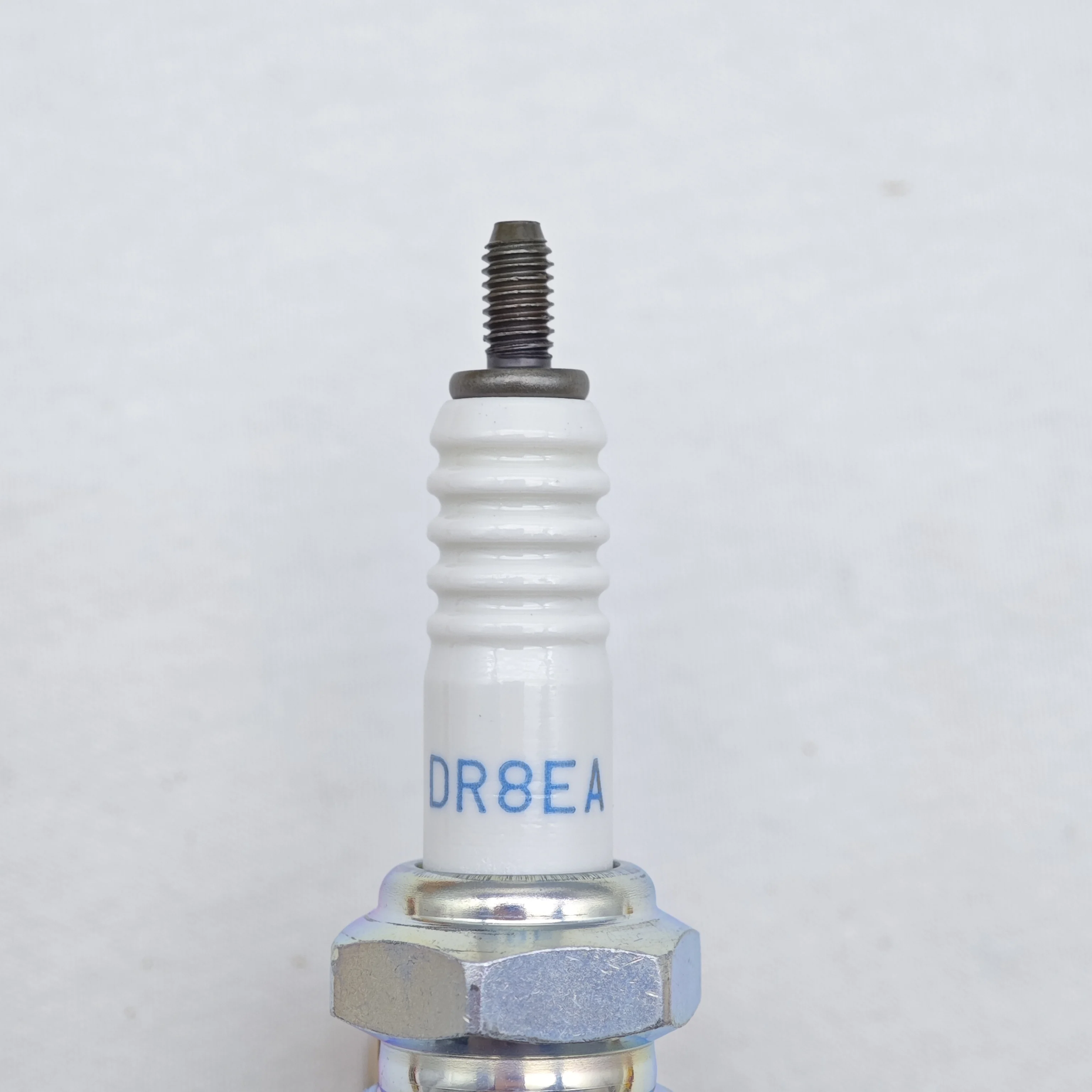 1pcs Original NGK Motocycle Spark Plug DR8EA 7162