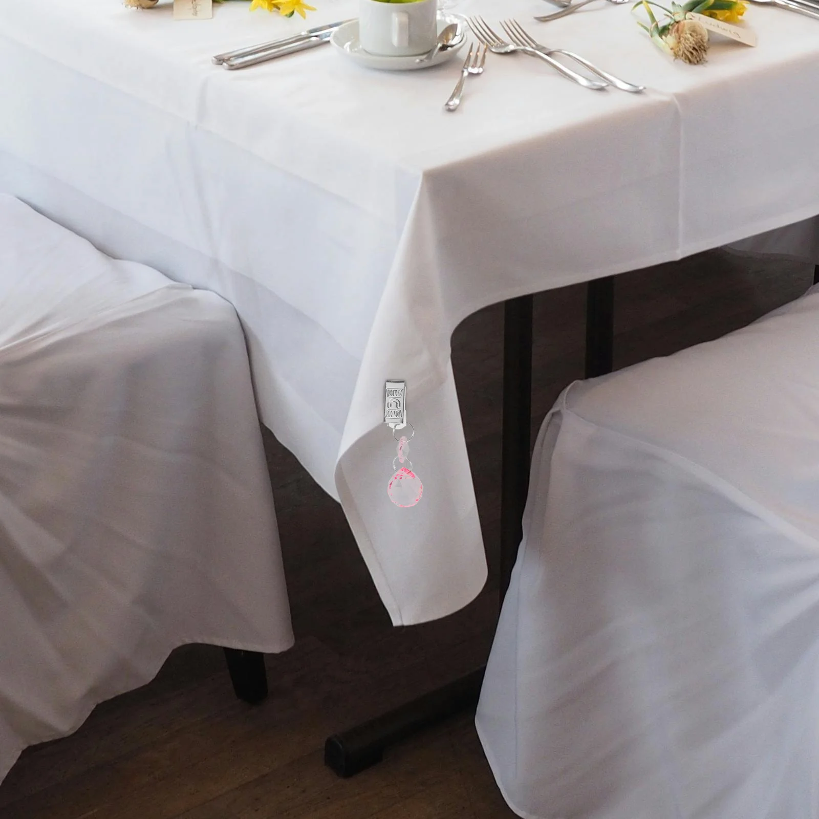 

12Pcs Crystal Tablecloth Weights on Clip Hangers Metal Clamps for Picnic Tables Outdoor Parties Garden Decorative Pendant Stones