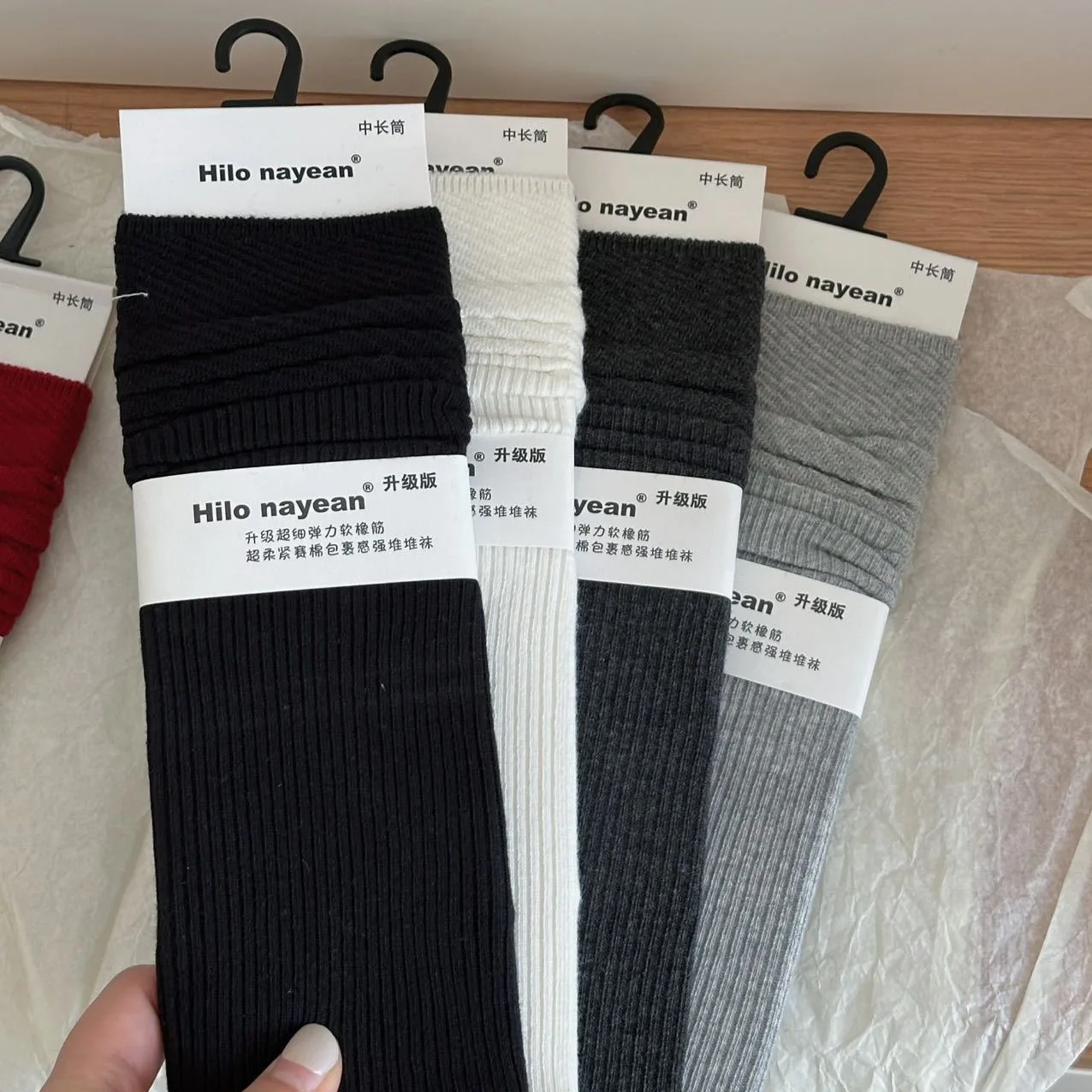 

Spring Autumn Stacking Socks Girls Boneless Medium Tube Socks Autumn and Winter Solid Color Stockings 2025