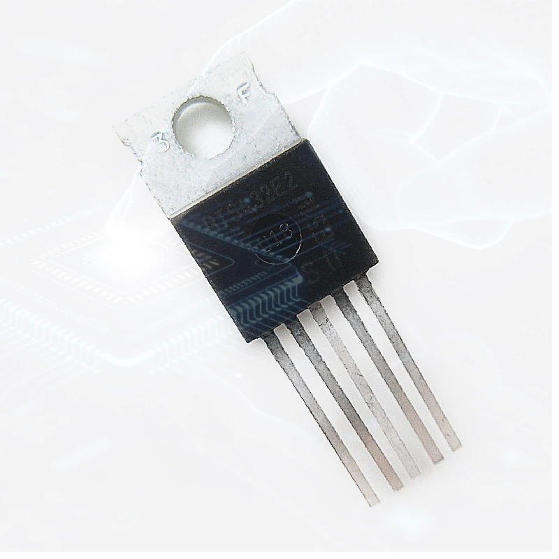 (5-10-20-30-100PCS) BTS432 TO-220-5 BTS432E2