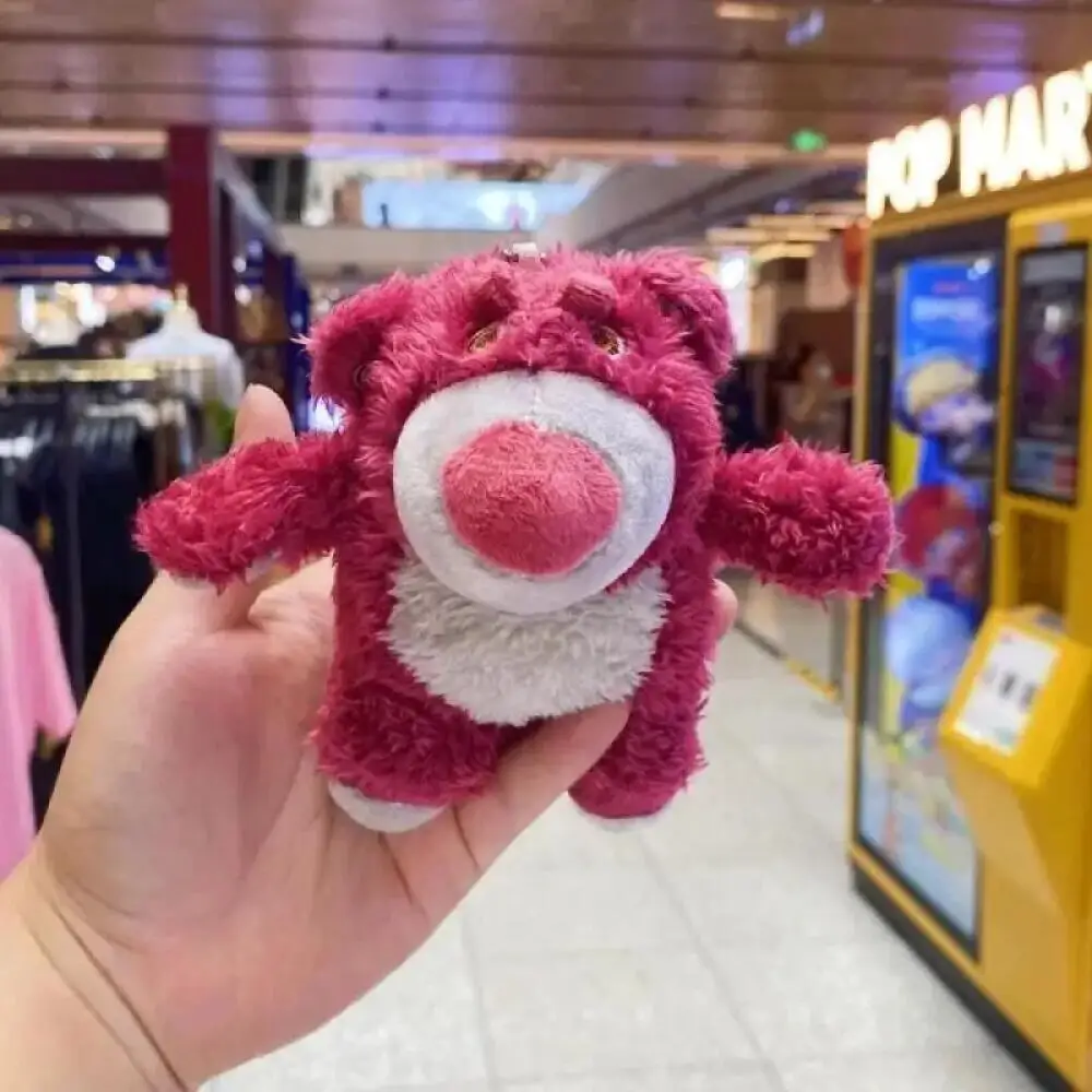 Kawaii Disney weißer Erdbeerbär Lotso Plüsch-Schlüsselanhänger Neues Mädchen Plüschtiere Rucksack Reißverschluss Anhänger Dekoration Geschenk Großhandel