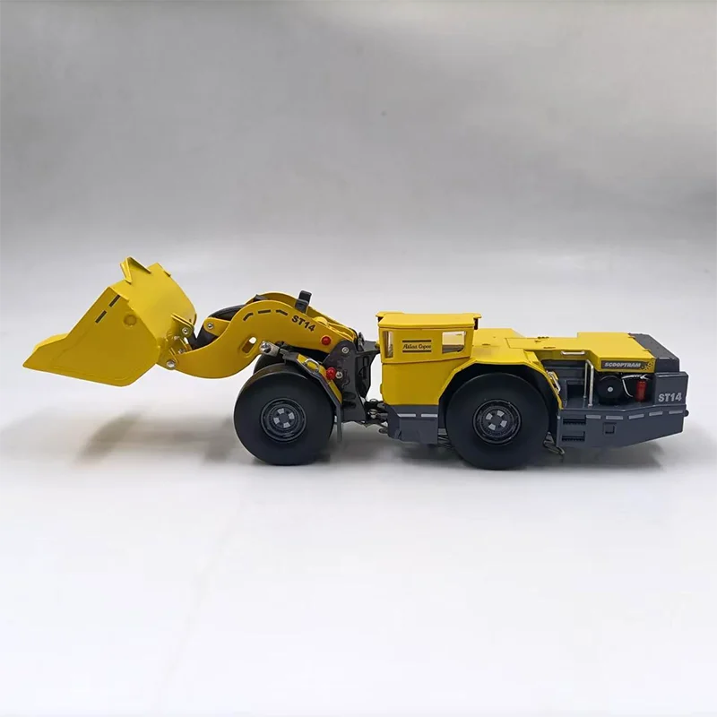 Atlas Copco 1:50 Scale ST14 Engineering Vehicle Car Model Motor Grader Festive Gift Toys For Boys