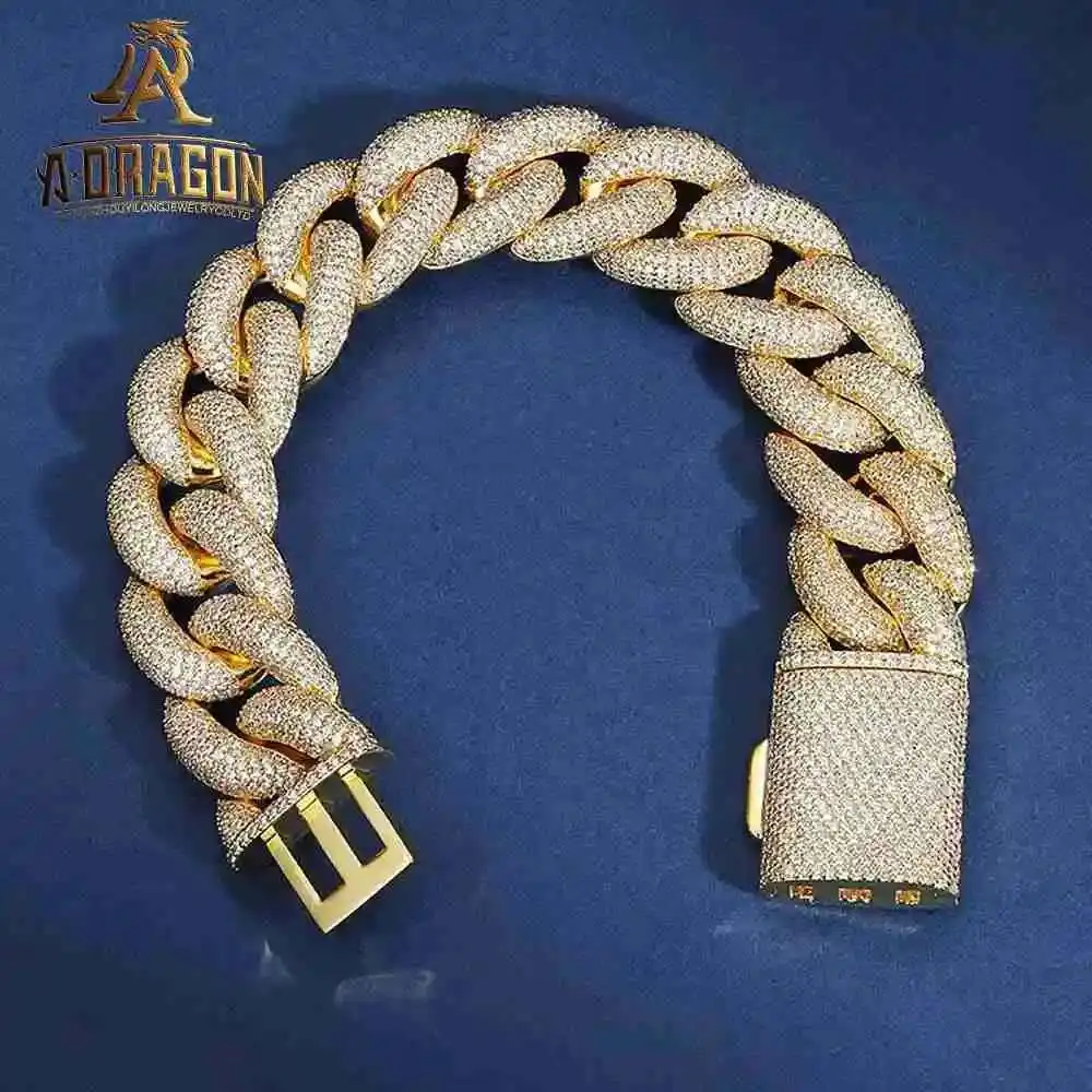 

Customize Hip Hop Bracelet Pass Tester VVS Moissanite Iced Out Diamond Silver 925 Bubble Cuban Link Chain