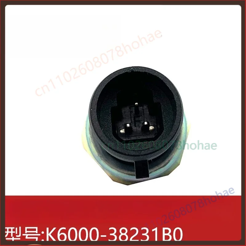 For Yuchai 6K Engine Oil Pressure Sensor K6000‑38231B0 For Union Heavy Truck Engine Parts(2pcs)
