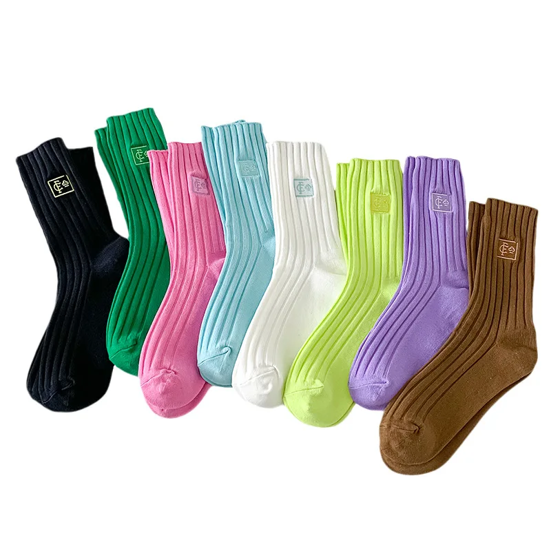 Farb socken Damen Baumwoll stickerei Doppel Mid-Tube Damen Socken Ins Mode vier Jahreszeiten lange Socken draußen tragen Kawaii