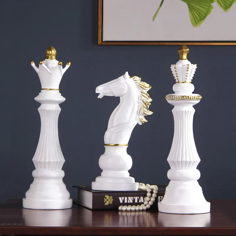 

Resin Crafts Ornaments International Chess King Horse Gold Three-piece Suit Art Deco Decoration Accessories