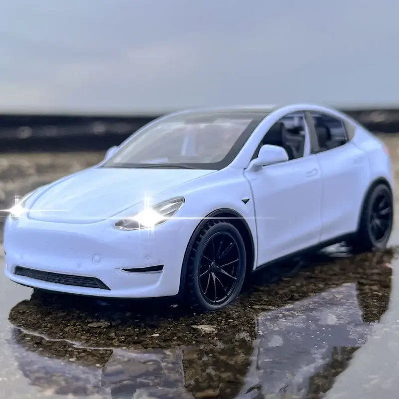 1:32 Tesla Model Y SUV aluminiowy Model samochodu odlewany Metal Model samochodu symulacja dźwięk i światło kolekcja zabawki dla dzieci prezent