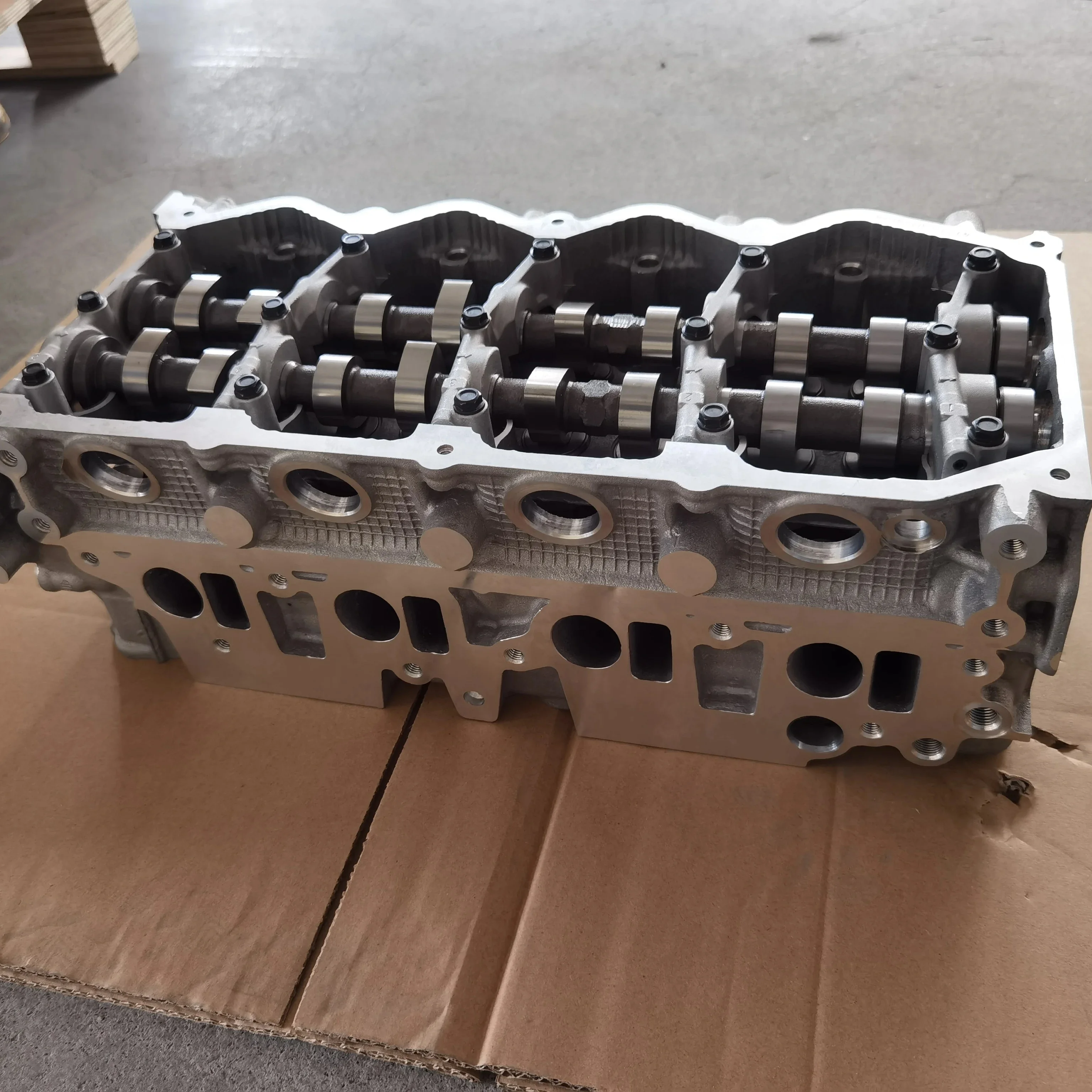 

Cylinder Head 908505 YD25 YD22 Cylinder heads for Nissan Almera Cabstar Murano NP300 Pathfinder Pick-Up Primera King X-Trail