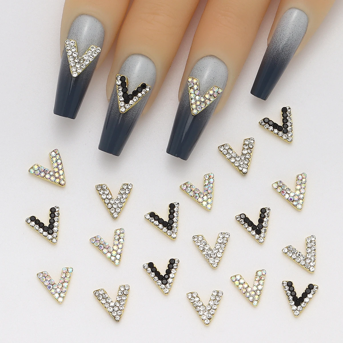 100 pcs V-shaped Gold Alloy Nail Charm Shiny Rhinestone Nail Art jewelry for ladies girls decorative nail DIY accessories